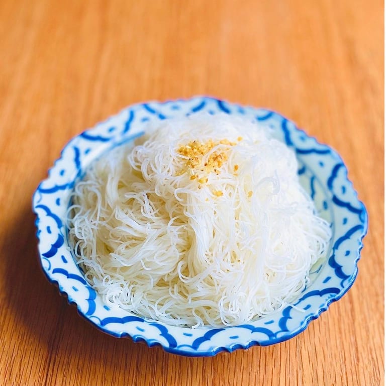 Delicious Steamed Noodles